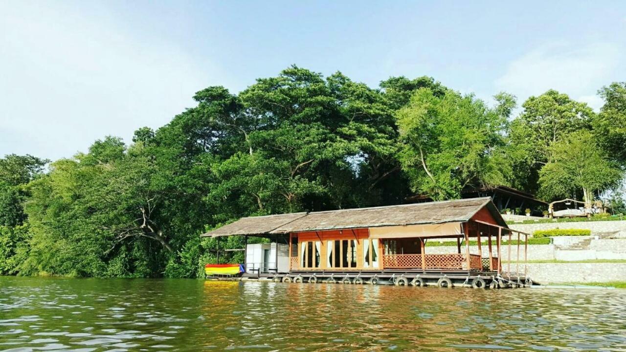 Namsai Resort Kanchanaburi Luaran gambar